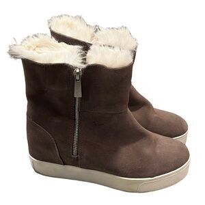 J/SLIDES GRAY/ Taupe Suede Faux Fur Hidden Wedge sneaker Booties Sz 8.5
